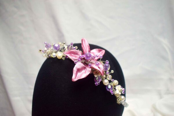 jual hiasan rambut terdekat, perhiasan kepala, bros hijab kepala, bando mutiara korea lucu, head pieces, head band, hair pieces, hair pin eksklusif by nathacraft