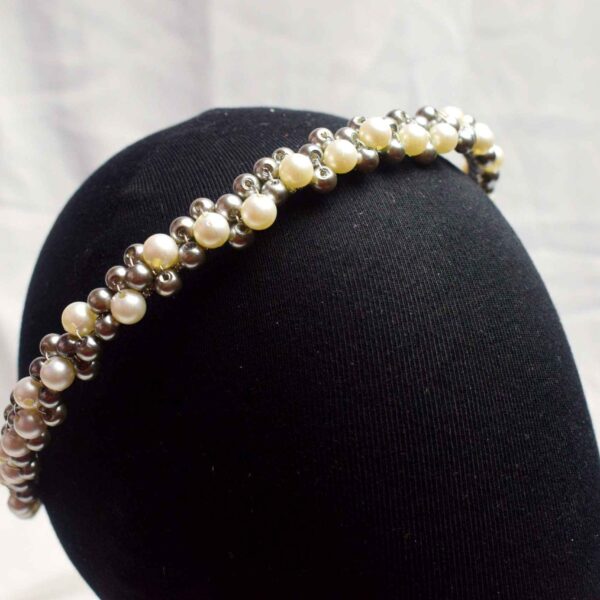 jual hiasan rambut terdekat, perhiasan kepala, bros hijab kepala, bando mutiara korea lucu, head pieces, padded head band, bando kain, hair pieces, hair pin eksklusif by nathacraft accessories