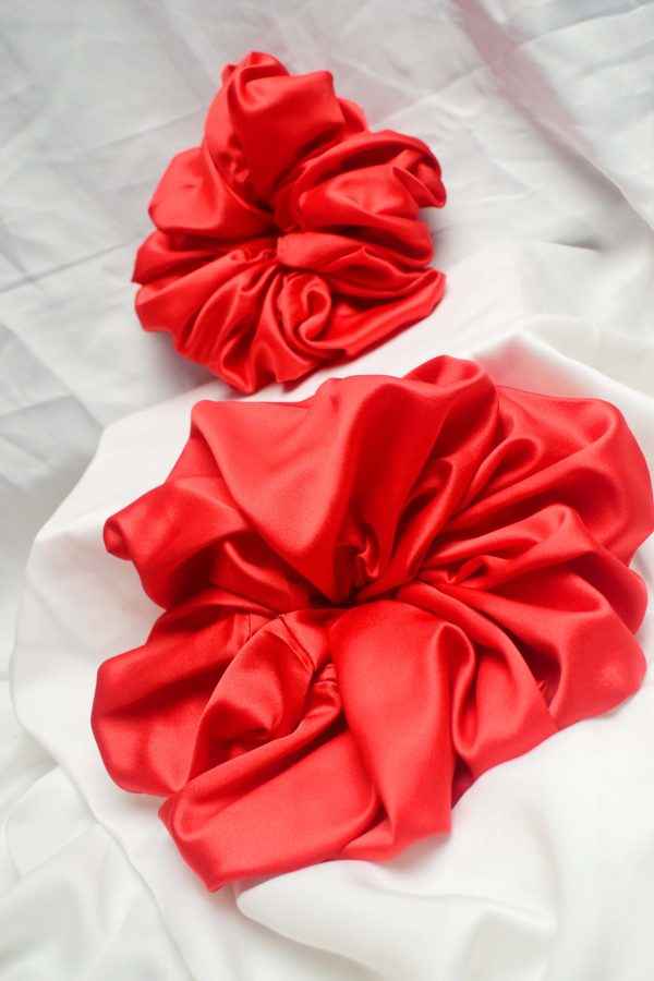 jual scrunchies ikat rambut scrunchie, scrunchi lucu, jual hiasan rambut, perhiasan rambut dan kepala lembut, bahan kain soft silk satin by Nathacraft Accessories