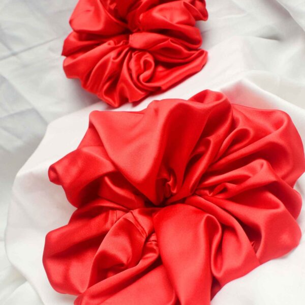 jual scrunchies ikat rambut scrunchie, scrunchi lucu, jual hiasan rambut, perhiasan rambut dan kepala lembut, bahan kain soft silk satin by Nathacraft Accessories
