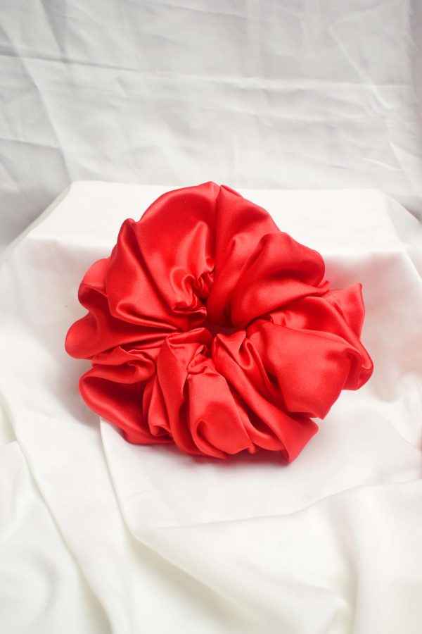 jual scrunchies ikat rambut scrunchie, scrunchi lucu, jual hiasan rambut, perhiasan rambut dan kepala lembut, bahan kain soft silk satin by Nathacraft Accessories