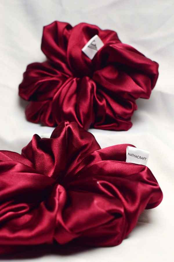 jual scrunchies ikat rambut scrunchie, scrunchi lucu, jual hiasan rambut, perhiasan rambut dan kepala lembut, bahan kain soft silk satin by Nathacraft Accessories