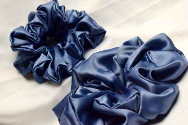 jual scrunchies ikat rambut scrunchie, scrunchi lucu, jual hiasan rambut, perhiasan rambut dan kepala lembut, bahan kain soft silk satin by Nathacraft Accessories