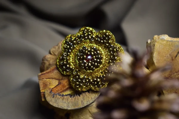 TAVIA BROOCH (RS - 6006) - Image 3