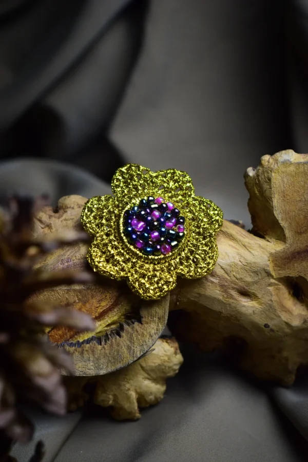 TAVIA BROOCH (RS - 6009) - Image 2