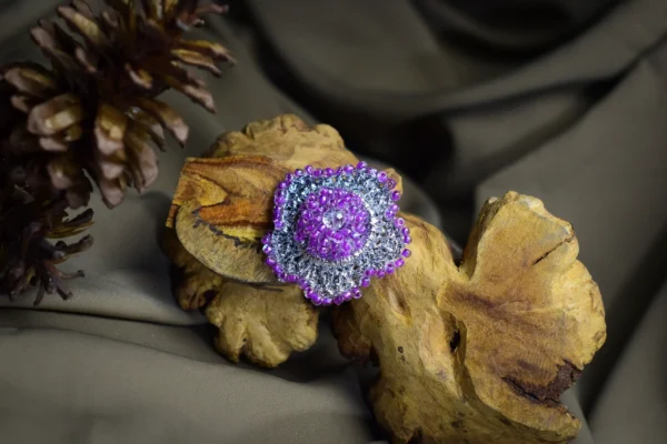 TAVIA BROOCH (RS - 6014) - Image 2